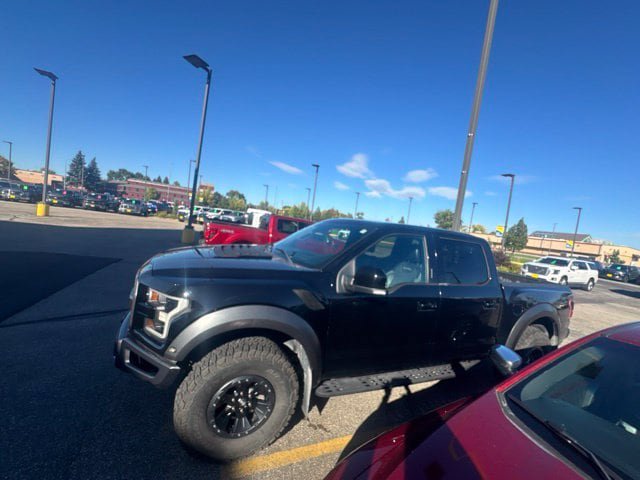 Used 2018 Ford F150 Raptor w/ Equipment Group 802A Luxury AWD/4WD image 4