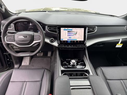 New 2026 Jeep Grand Wagoneer Limited AWD/4WD image 19
