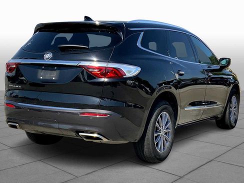 Used 2024 Buick Enclave Premium image 12