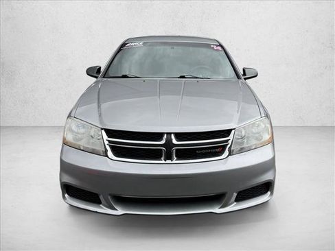 Used 2014 Dodge Avenger SE FWD image 2