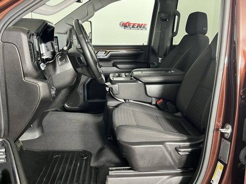 Used 2024 Chevrolet Silverado 2500 LT image 22