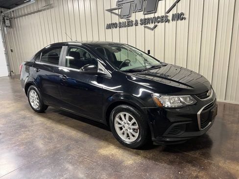 Used 2020 Chevrolet Sonic LT image 6