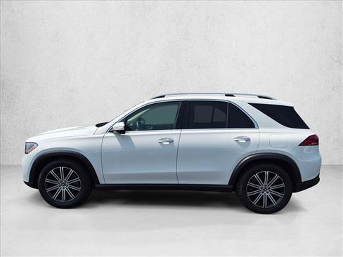 Used 2026 Mercedes-Benz GLE 450e 4MATIC image 9