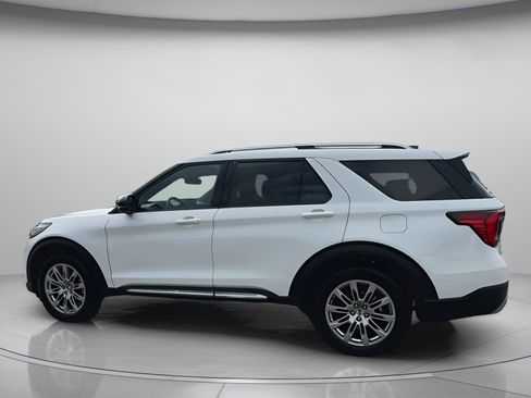 New 2025 Ford Explorer Platinum image 18