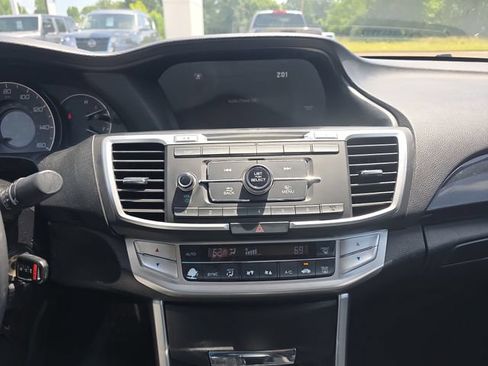 Used 2014 Honda Accord Sport image 13