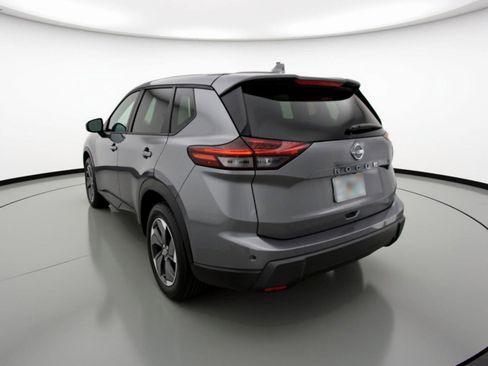 Used 2025 Nissan Rogue SV FWD image 6