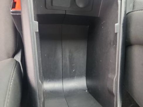 Used 2017 Ford Fusion SE FWD image 28