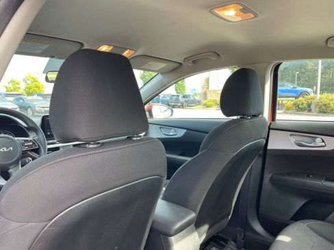 Used 2024 Kia Forte LXS FWD image 25