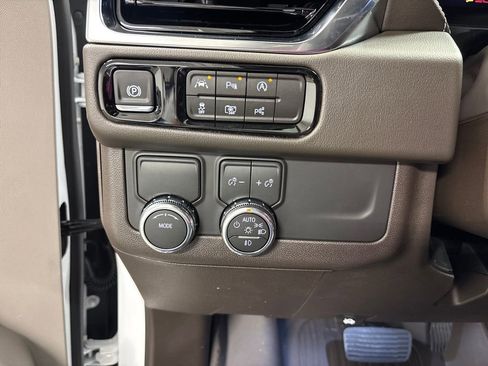 New 2026 GMC Yukon XL Elevation w/ LPO, Floor Liner Package image 30