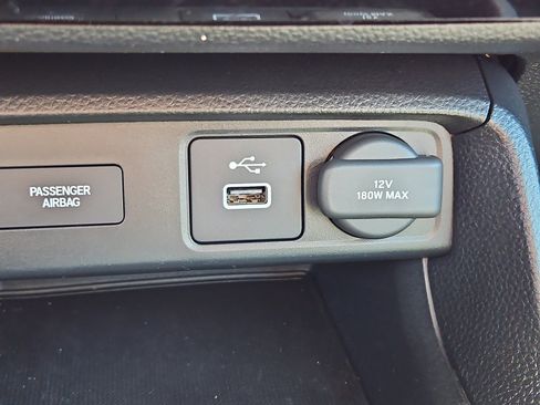 Certified 2024 Honda Civic EX-L image 18