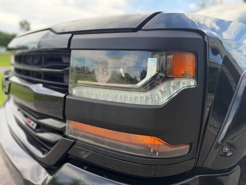 Used 2017 Chevrolet Silverado 1500 LT w/ Midnight Edition AWD/4WD image 24
