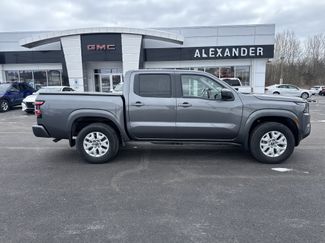 Used 2022 Nissan Frontier SV video 2