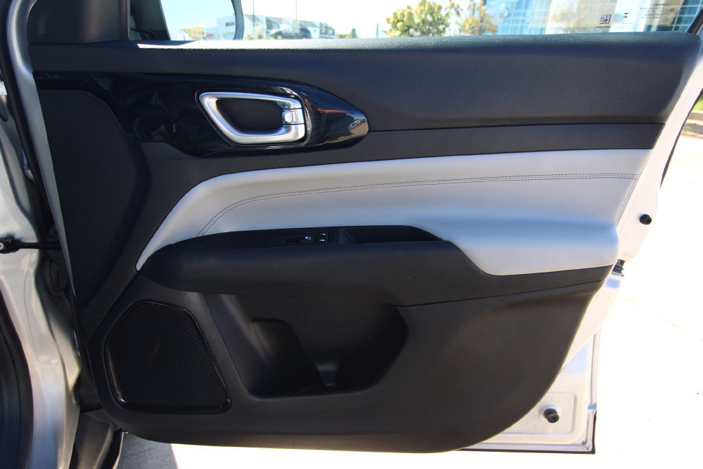 Used 2024 Jeep Compass Limited AWD/4WD image 35