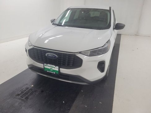 Used 2023 Ford Escape Active w/ Cold Weather Package FWD image 15