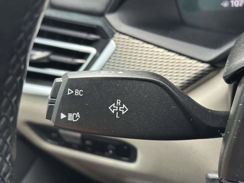 Used 2023 BMW X6 xDrive40i w/ Executive Package image 34