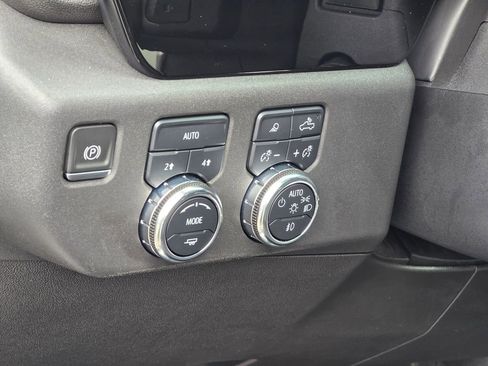 Certified 2023 GMC Sierra 1500 SLT w/ SLT Convenience Package image 37