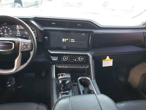 Used 2023 GMC Sierra 1500 Denali w/ Technology Package AWD/4WD image 14