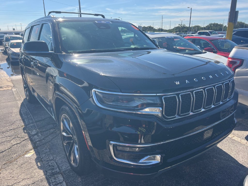 Used 2022 Jeep Wagoneer Series III w/ Premium Group I AWD/4WD image 4