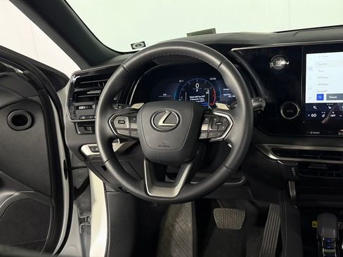 Used 2025 Lexus RX 350 FWD w/ Technology Package image 15