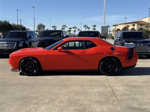Used 2019 Dodge Challenger R/T Scat Pack w/ Dynamics Package image 2
