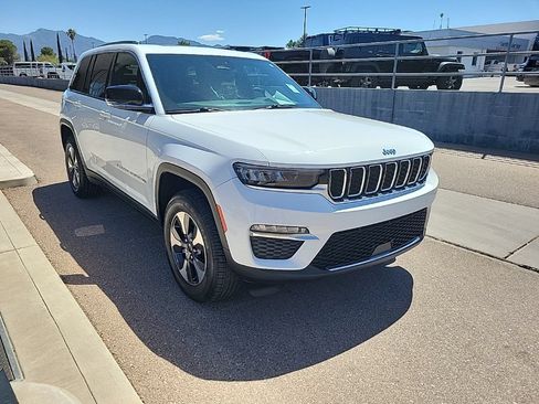Used 2024 Jeep Grand Cherokee Limited 4xe AWD/4WD image 9