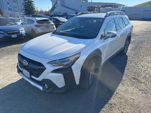 Used 2023 Subaru Outback Touring XT image 8