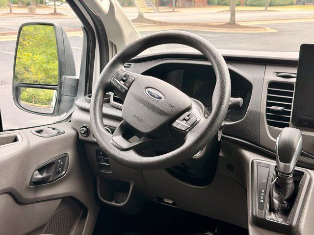 Used 2022 Ford Transit 350 XLT RWD image 20
