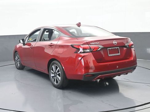 Used 2025 Nissan Versa SV image 4