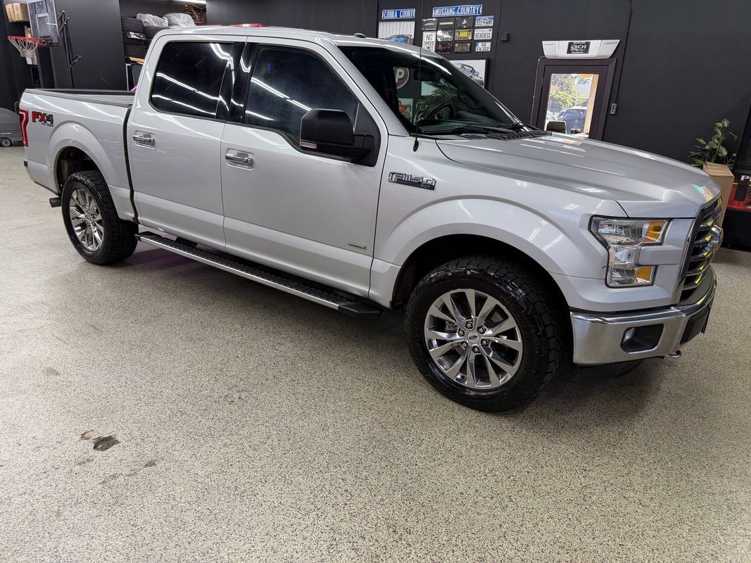 Used 2016 Ford F150 XLT w/ Equipment Group 302A Luxury AWD/4WD image 7