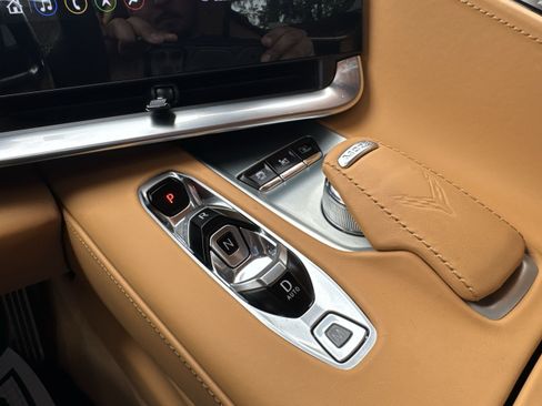 Used 2023 Chevrolet Corvette Stingray Premium Cpe w/ Z51 Performance Package image 16