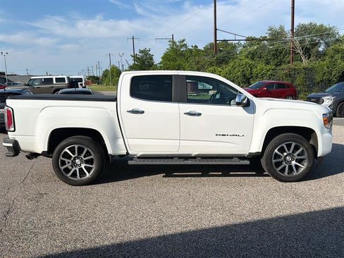 Used 2022 GMC Canyon Denali AWD/4WD image 4