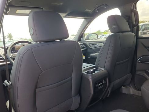 New 2026 Chevrolet Traverse LT image 11