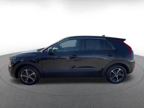 Used 2026 Kia Niro LX FWD image 9