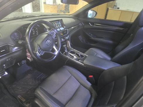 Used 2020 Honda Accord Sport image 9