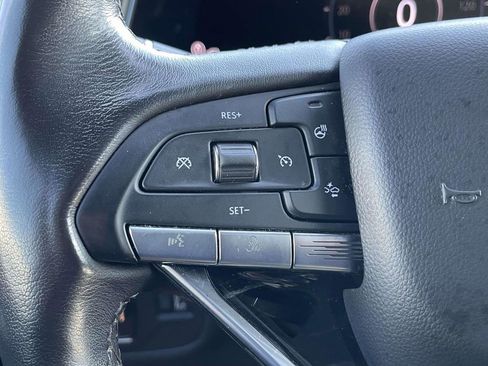 Used 2021 Cadillac Escalade ESV Sport w/ Driver Assist Tech Package AWD/4WD image 38