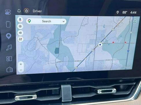 Used 2026 Chevrolet Equinox ACTIV w/ Convenience Package III FWD image 15
