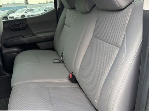 Used 2022 Toyota Tacoma SR image 35