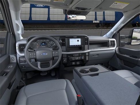 New 2025 Ford F350 XL RWD image 9