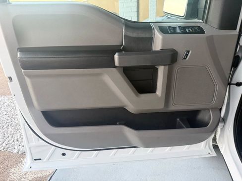 Used 2015 Ford F150 XLT w/ Equipment Group 302A Luxury image 13