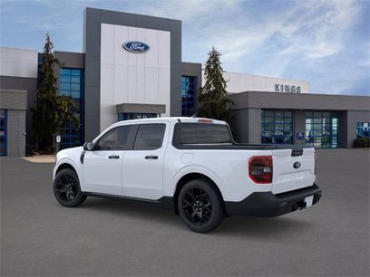New 2025 Ford Maverick XLT w/ Black Appearance Package