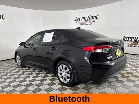 Used 2026 Toyota Corolla LE FWD image 9