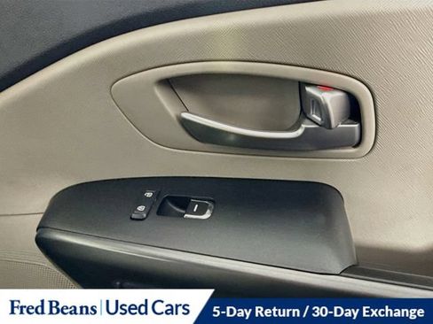 Used 2020 Kia Sedona EX FWD image 42