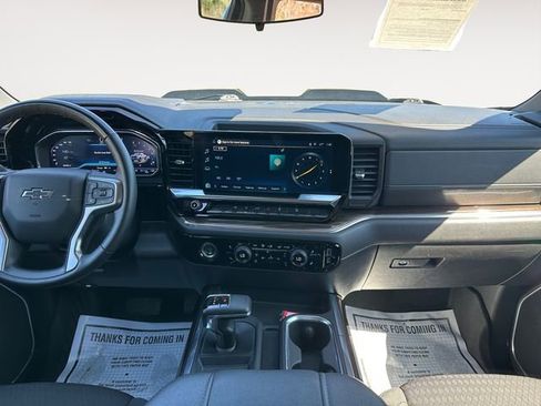 Used 2024 Chevrolet Silverado 1500 LT Trail Boss w/ Protection Package image 11
