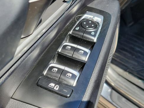 Used 2020 Kia Telluride LX image 13