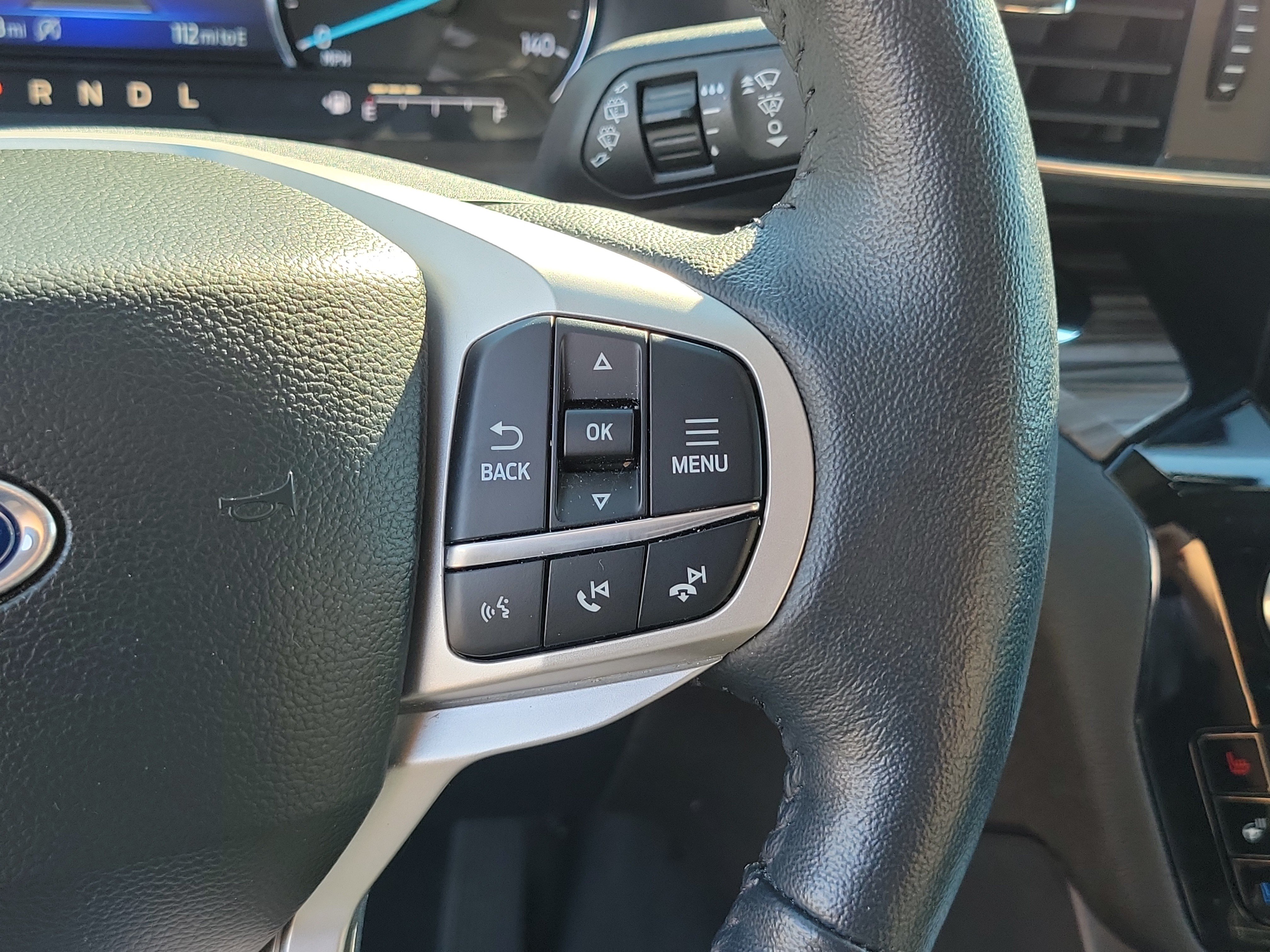 Used 2023 Ford Explorer Limited w/ Limited Technology Package AWD/4WD image 24