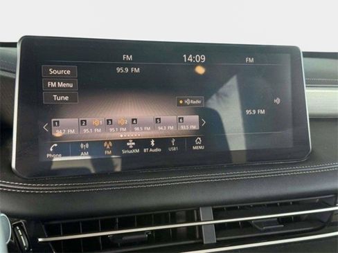 Used 2025 INFINITI QX60 Luxe image 32