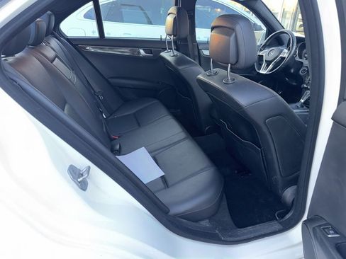 Used 2014 Mercedes-Benz C 300 4MATIC Sedan w/ Premium 1 Package image 23