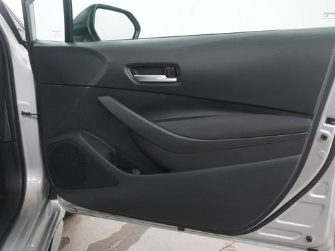 Used 2026 Toyota Corolla SE image 9