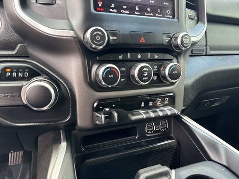 Used 2021 RAM 1500 Big Horn image 25