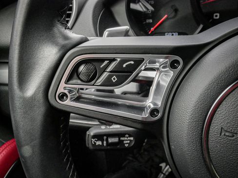 Used 2024 Porsche 718 Boxster w/ Premium Package image 19